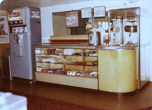 Park Theatre - Vintage Pic (newer photo)